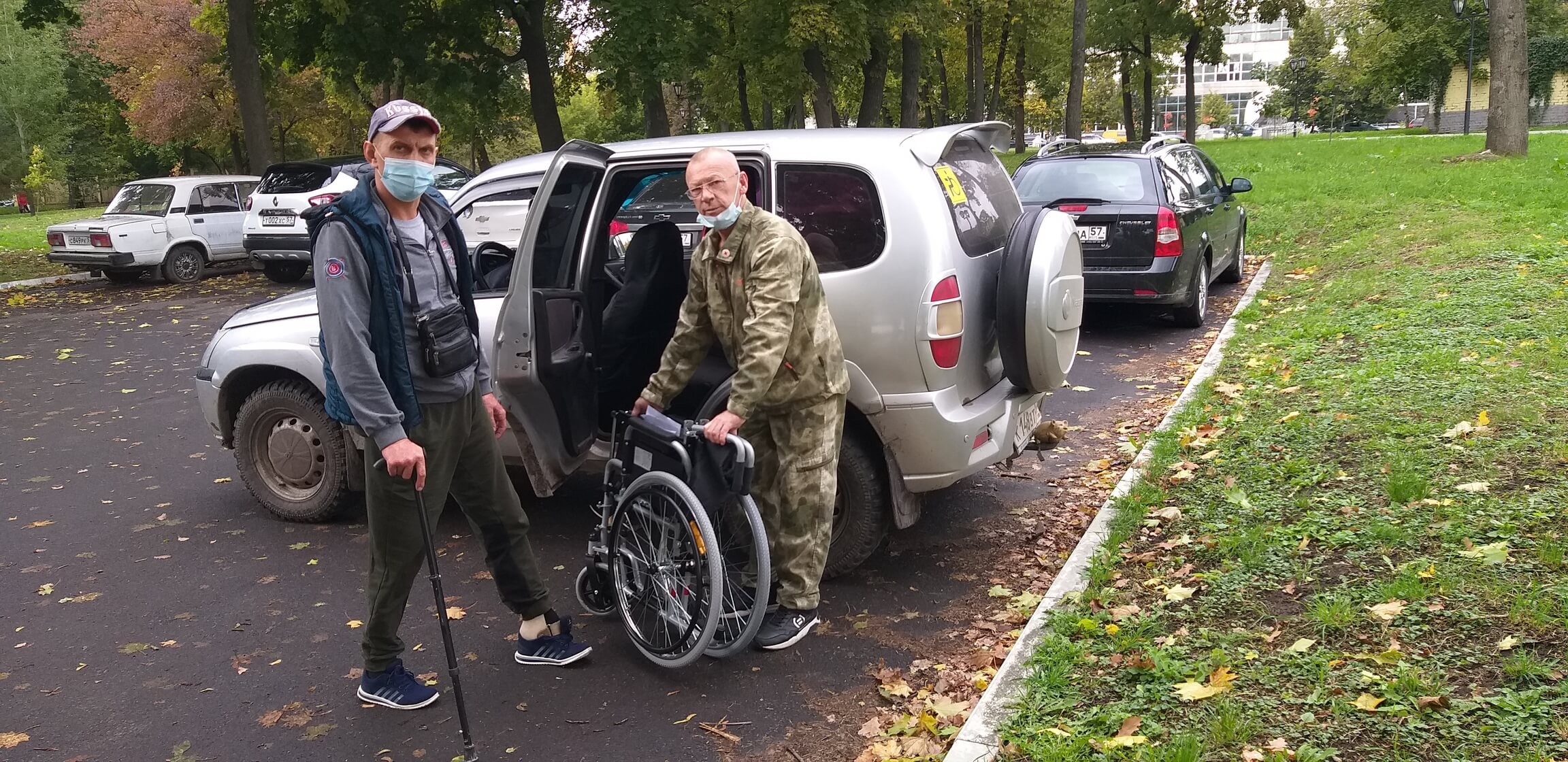 Прокат инвалидных колясок, ходунков, костылей